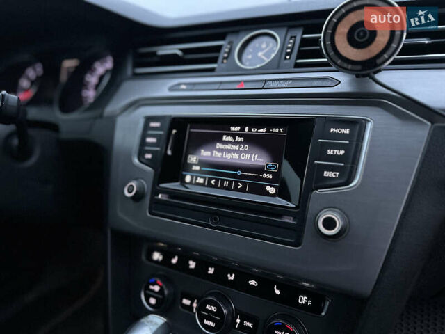 Серый Фольксваген Пассат, объемом двигателя 1.4 л и пробегом 274 тыс. км за 12900 $, фото 21 на Automoto.ua