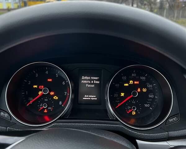 Серый Фольксваген Пассат, объемом двигателя 1.8 л и пробегом 190 тыс. км за 16000 $, фото 36 на Automoto.ua