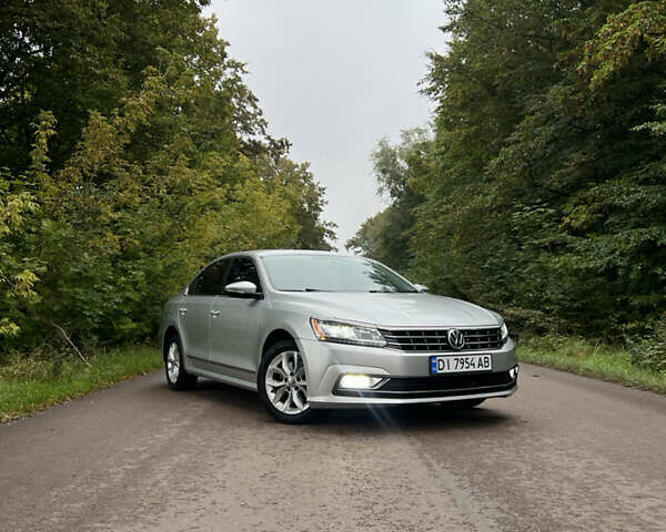 Серый Фольксваген Пассат, объемом двигателя 1.8 л и пробегом 137 тыс. км за 12599 $, фото 12 на Automoto.ua