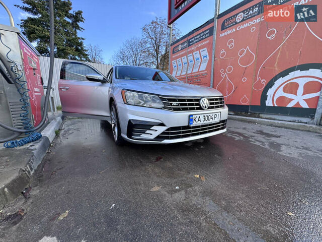 Фольксваген Пассат 2016 в Киеве на Automoto.ua Серый Фольксваген Пассат, объемом двигателя 1.8 л и пробегом 153 тыс. км за 15200 $, фото 12 на Automoto.ua