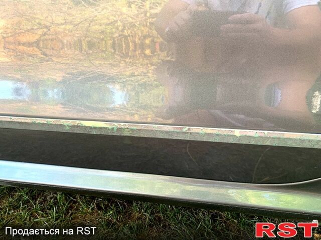 Сірий Фольксваген Пассат, об'ємом двигуна 1.8 л та пробігом 160 тис. км за 10000 $, фото 6 на Automoto.ua