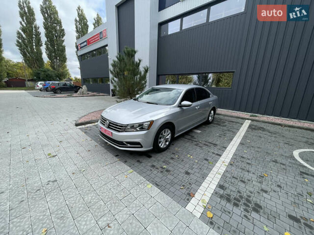 Серый Фольксваген Пассат, объемом двигателя 1.8 л и пробегом 290 тыс. км за 8999 $, фото 16 на Automoto.ua