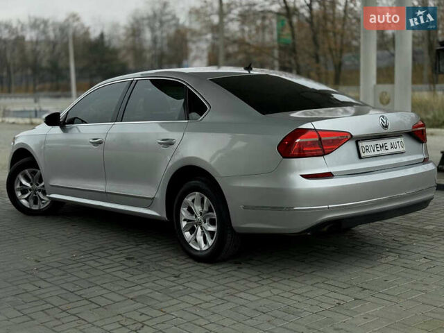 Сірий Фольксваген Пассат, об'ємом двигуна 1.8 л та пробігом 172 тис. км за 10399 $, фото 6 на Automoto.ua