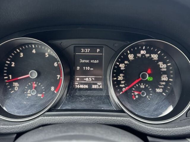 Серый Фольксваген Пассат, объемом двигателя 1.8 л и пробегом 164 тыс. км за 13500 $, фото 7 на Automoto.ua