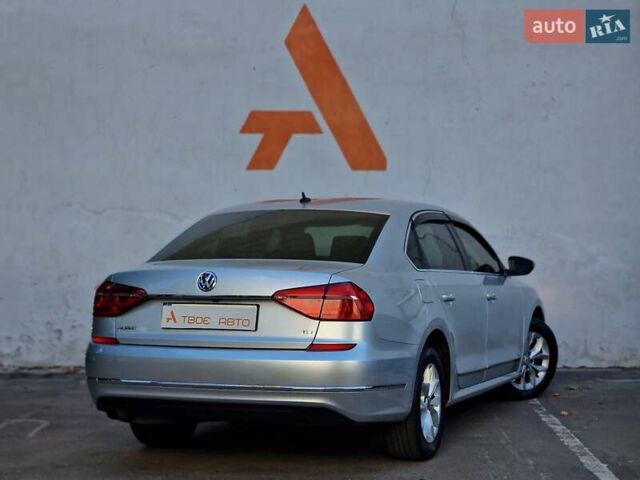 Серый Фольксваген Пассат, объемом двигателя 1.8 л и пробегом 169 тыс. км за 11490 $, фото 27 на Automoto.ua
