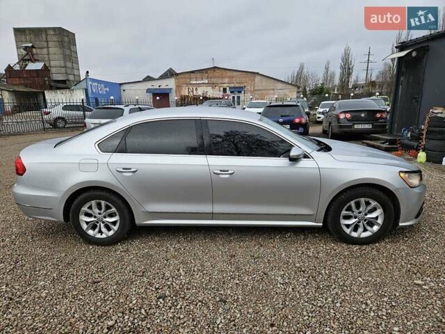 Серый Фольксваген Пассат, объемом двигателя 1.8 л и пробегом 217 тыс. км за 11700 $, фото 5 на Automoto.ua