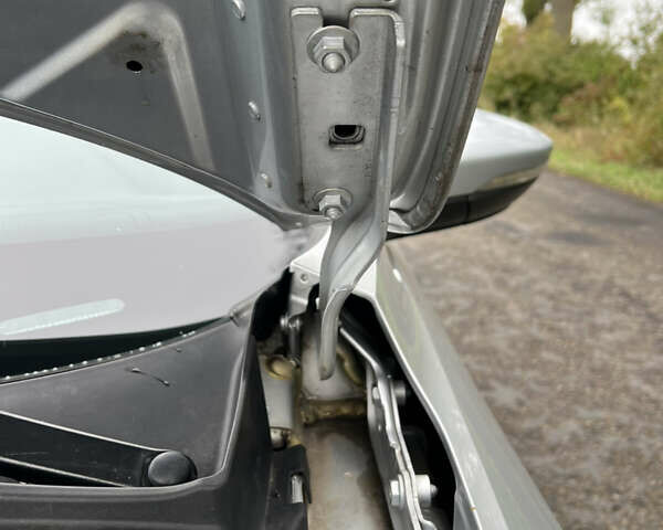 Серый Фольксваген Пассат, объемом двигателя 1.8 л и пробегом 137 тыс. км за 12599 $, фото 64 на Automoto.ua