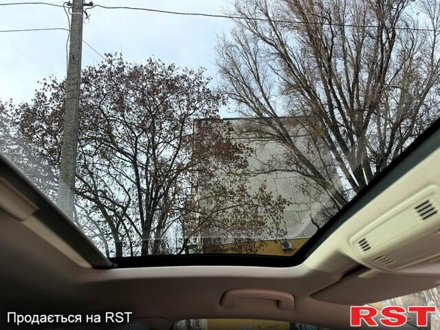 Серый Фольксваген Пассат, объемом двигателя 1.6 л и пробегом 177 тыс. км за 20999 $, фото 5 на Automoto.ua