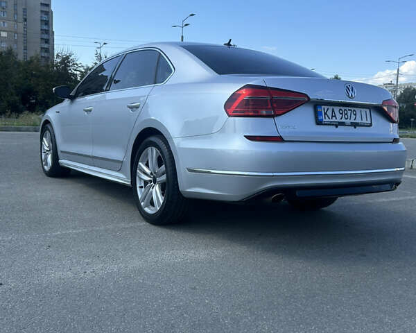 Сірий Фольксваген Пассат, об'ємом двигуна 1.8 л та пробігом 148 тис. км за 13700 $, фото 4 на Automoto.ua