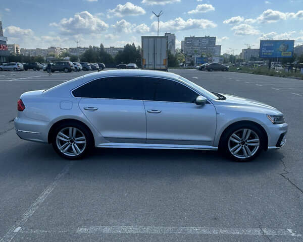 Сірий Фольксваген Пассат, об'ємом двигуна 1.8 л та пробігом 148 тис. км за 13700 $, фото 9 на Automoto.ua