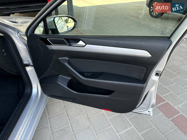 Сірий Фольксваген Пассат, об'ємом двигуна 1.97 л та пробігом 278 тис. км за 15200 $, фото 22 на Automoto.ua