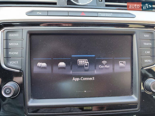 Серый Фольксваген Пассат, объемом двигателя 1.97 л и пробегом 320 тыс. км за 19000 $, фото 13 на Automoto.ua