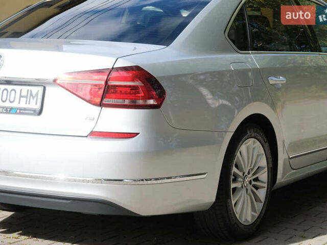 Сірий Фольксваген Пассат, об'ємом двигуна 1.8 л та пробігом 139 тис. км за 14400 $, фото 6 на Automoto.ua