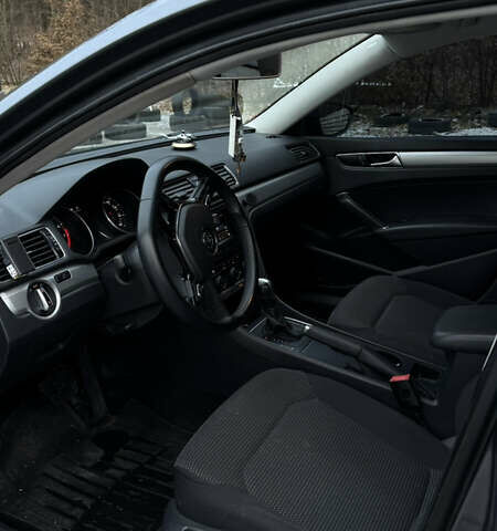 Серый Фольксваген Пассат, объемом двигателя 1.8 л и пробегом 154 тыс. км за 12500 $, фото 27 на Automoto.ua