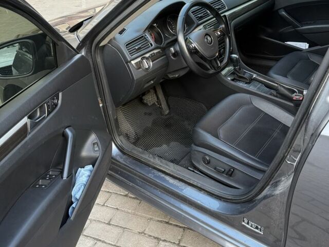 Серый Фольксваген Пассат, объемом двигателя 1.8 л и пробегом 140 тыс. км за 13100 $, фото 8 на Automoto.ua