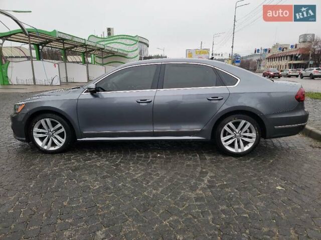 Серый Фольксваген Пассат, объемом двигателя 1.8 л и пробегом 220 тыс. км за 13500 $, фото 4 на Automoto.ua