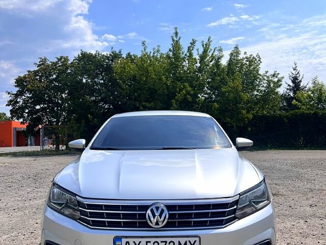 Сірий Фольксваген Пассат, об'ємом двигуна 1.8 л та пробігом 180 тис. км за 13500 $, фото 2 на Automoto.ua