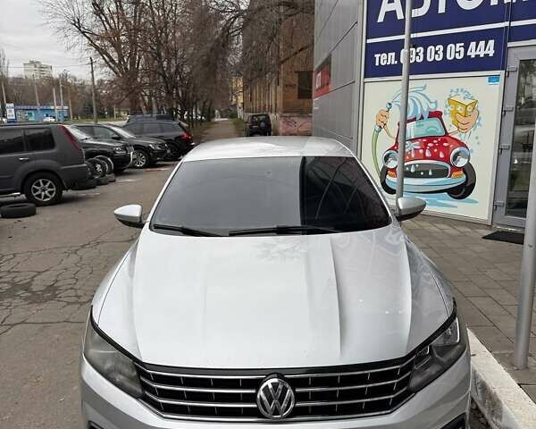 Сірий Фольксваген Пассат, об'ємом двигуна 1.8 л та пробігом 161 тис. км за 8900 $, фото 1 на Automoto.ua