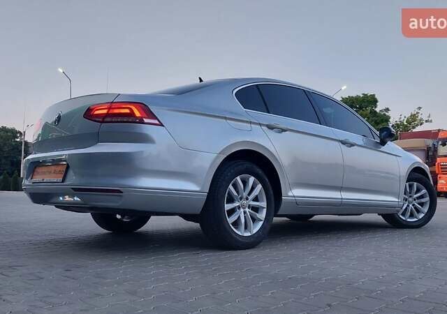 Серый Фольксваген Пассат, объемом двигателя 0 л и пробегом 196 тыс. км за 13777 $, фото 20 на Automoto.ua