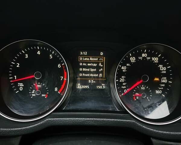 Серый Фольксваген Пассат, объемом двигателя 1.8 л и пробегом 220 тыс. км за 13500 $, фото 12 на Automoto.ua