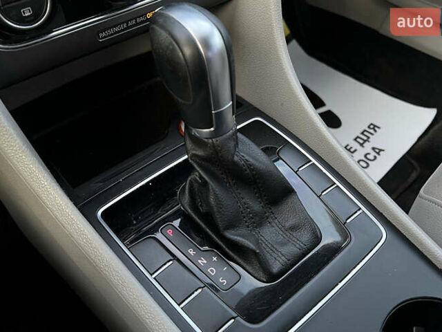 Серый Фольксваген Пассат, объемом двигателя 1.8 л и пробегом 298 тыс. км за 11500 $, фото 14 на Automoto.ua