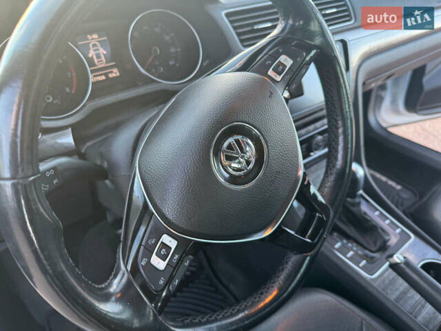 Серый Фольксваген Пассат, объемом двигателя 1.8 л и пробегом 177 тыс. км за 12000 $, фото 10 на Automoto.ua