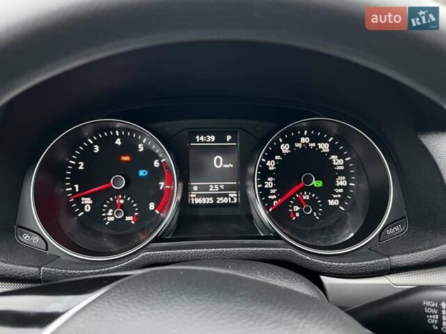 Серый Фольксваген Пассат, объемом двигателя 1.8 л и пробегом 190 тыс. км за 16000 $, фото 21 на Automoto.ua