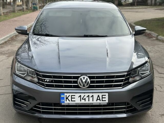 Сірий Фольксваген Пассат, об'ємом двигуна 1.8 л та пробігом 185 тис. км за 14600 $, фото 1 на Automoto.ua