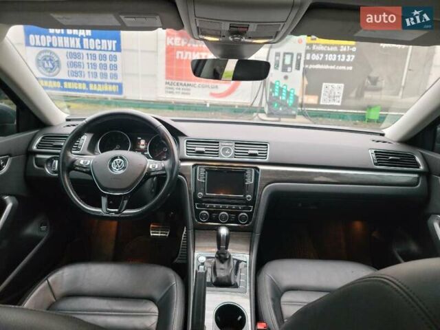 Серый Фольксваген Пассат, объемом двигателя 1.8 л и пробегом 220 тыс. км за 13500 $, фото 7 на Automoto.ua