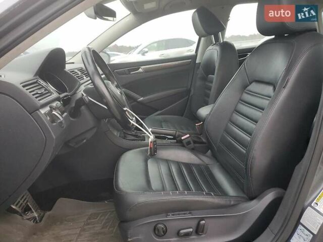 Сірий Фольксваген Пассат, об'ємом двигуна 1.8 л та пробігом 145 тис. км за 2200 $, фото 7 на Automoto.ua
