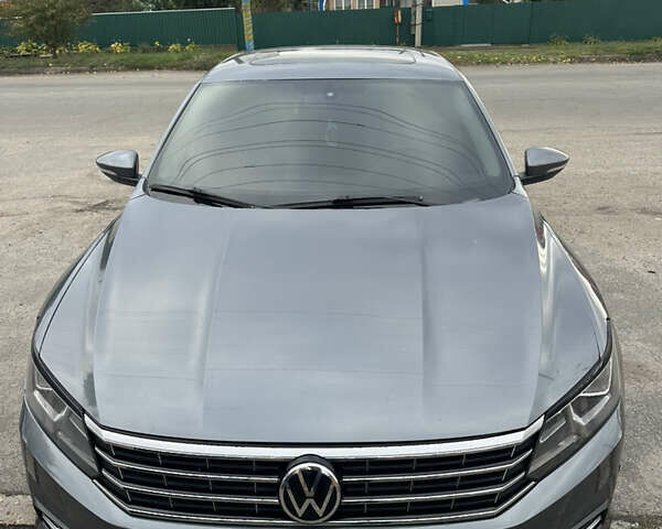 Сірий Фольксваген Пассат, об'ємом двигуна 1.8 л та пробігом 129 тис. км за 13700 $, фото 6 на Automoto.ua