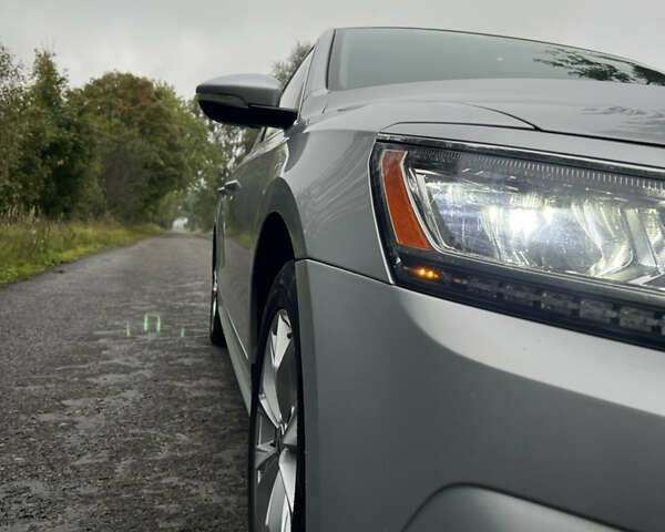 Серый Фольксваген Пассат, объемом двигателя 1.8 л и пробегом 137 тыс. км за 12599 $, фото 28 на Automoto.ua