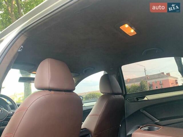 Сірий Фольксваген Пассат, об'ємом двигуна 1.8 л та пробігом 188 тис. км за 10999 $, фото 4 на Automoto.ua