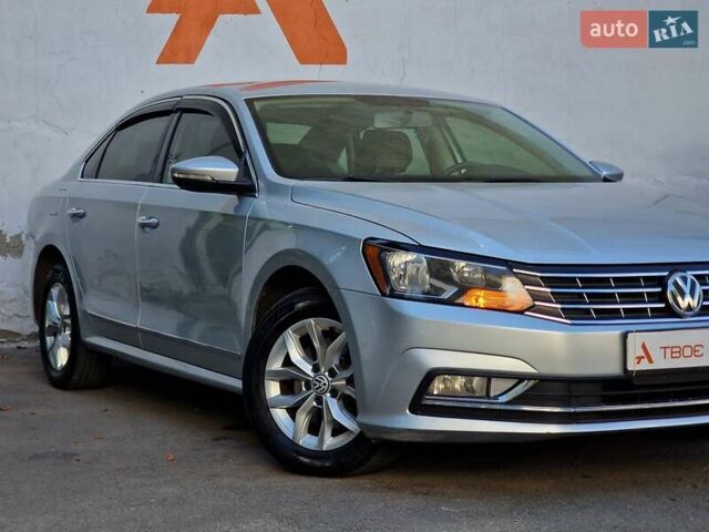 Серый Фольксваген Пассат, объемом двигателя 1.8 л и пробегом 169 тыс. км за 11490 $, фото 16 на Automoto.ua