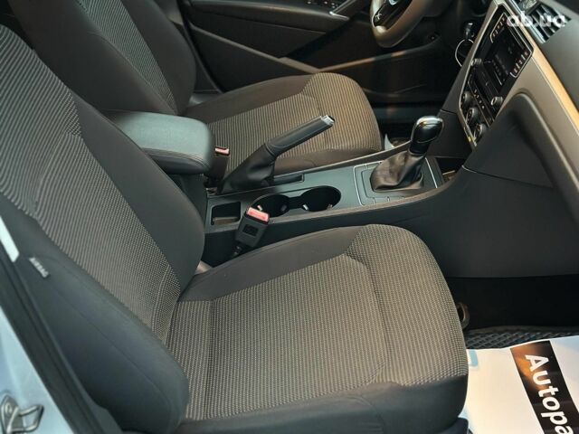 Серый Фольксваген Пассат, объемом двигателя 1.8 л и пробегом 109 тыс. км за 13490 $, фото 24 на Automoto.ua