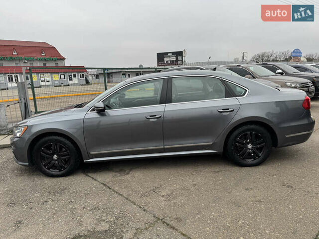 Серый Фольксваген Пассат, объемом двигателя 1.8 л и пробегом 209 тыс. км за 12490 $, фото 8 на Automoto.ua