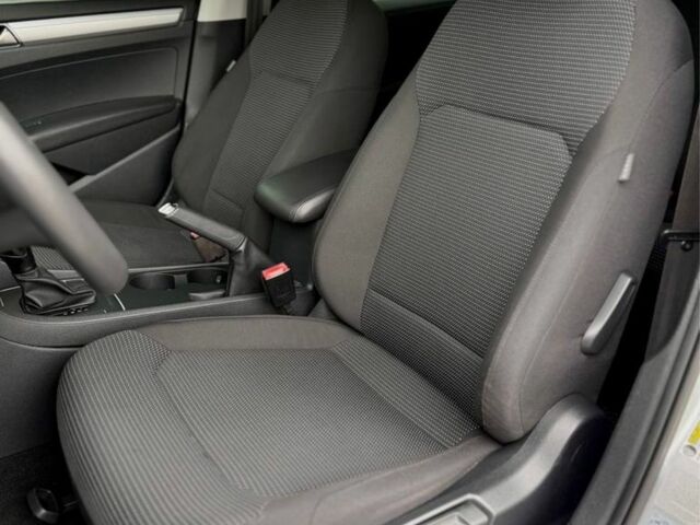 Серый Фольксваген Пассат, объемом двигателя 1.8 л и пробегом 172 тыс. км за 10299 $, фото 9 на Automoto.ua