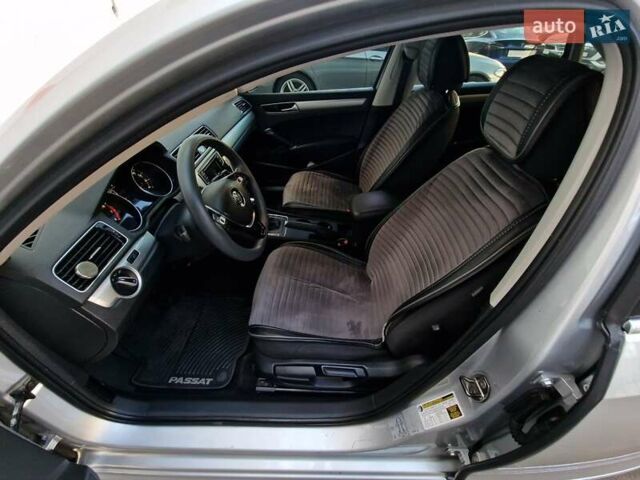 Серый Фольксваген Пассат, объемом двигателя 1.8 л и пробегом 169 тыс. км за 11490 $, фото 36 на Automoto.ua