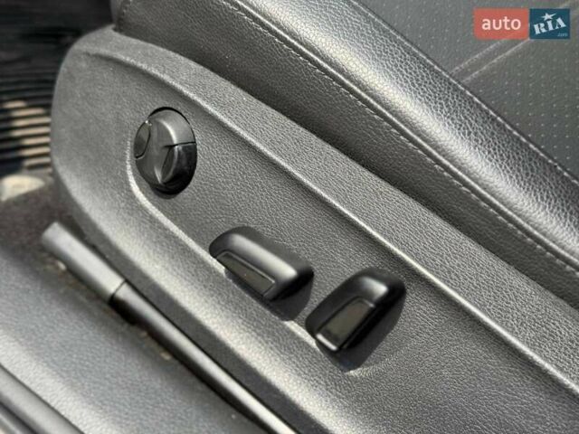 Серый Фольксваген Пассат, объемом двигателя 1.78 л и пробегом 177 тыс. км за 12400 $, фото 20 на Automoto.ua
