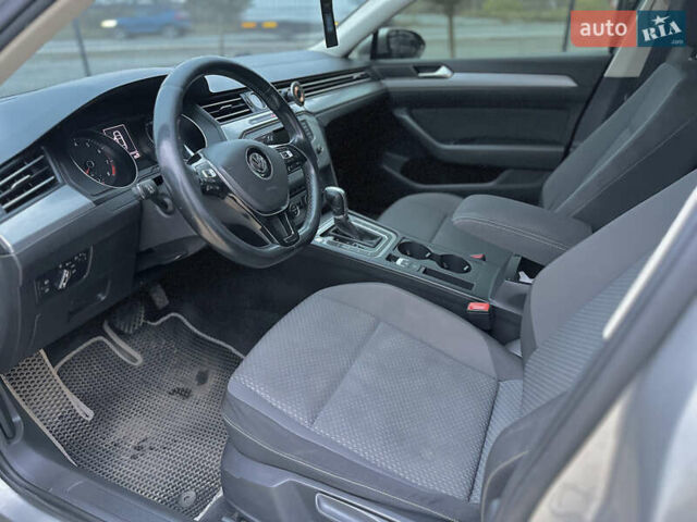 Серый Фольксваген Пассат, объемом двигателя 1.4 л и пробегом 274 тыс. км за 12900 $, фото 15 на Automoto.ua