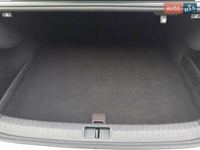 Серый Фольксваген Пассат, объемом двигателя 0 л и пробегом 196 тыс. км за 13777 $, фото 69 на Automoto.ua