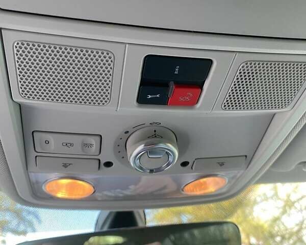 Серый Фольксваген Пассат, объемом двигателя 1.8 л и пробегом 185 тыс. км за 14800 $, фото 20 на Automoto.ua