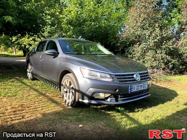 Сірий Фольксваген Пассат, об'ємом двигуна 1.8 л та пробігом 160 тис. км за 10000 $, фото 1 на Automoto.ua