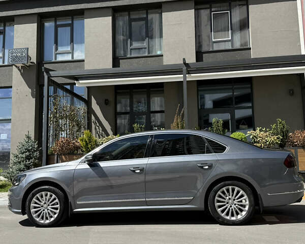 Серый Фольксваген Пассат, объемом двигателя 1.8 л и пробегом 184 тыс. км за 13500 $, фото 7 на Automoto.ua