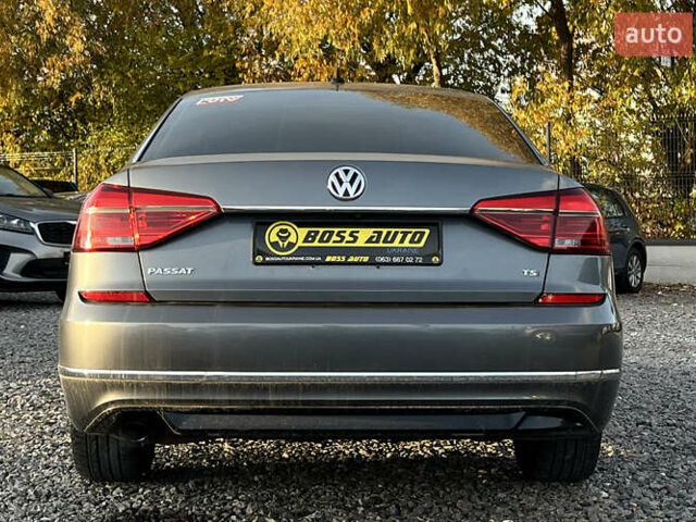 Серый Фольксваген Пассат, объемом двигателя 1.8 л и пробегом 298 тыс. км за 11500 $, фото 4 на Automoto.ua