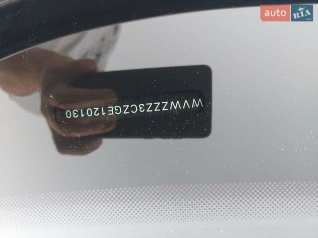 Серый Фольксваген Пассат, объемом двигателя 0 л и пробегом 196 тыс. км за 13777 $, фото 15 на Automoto.ua