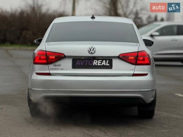 Серый Фольксваген Пассат, объемом двигателя 1.8 л и пробегом 185 тыс. км за 12800 $, фото 17 на Automoto.ua