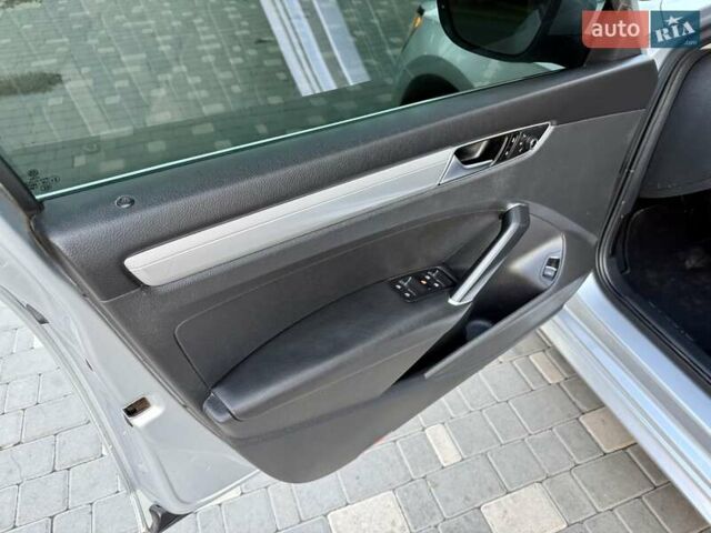 Серый Фольксваген Пассат, объемом двигателя 1.8 л и пробегом 239 тыс. км за 10700 $, фото 39 на Automoto.ua