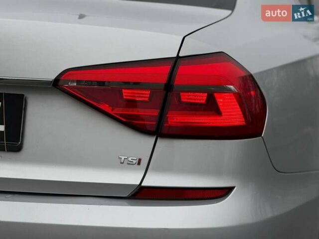 Серый Фольксваген Пассат, объемом двигателя 1.8 л и пробегом 185 тыс. км за 12800 $, фото 20 на Automoto.ua