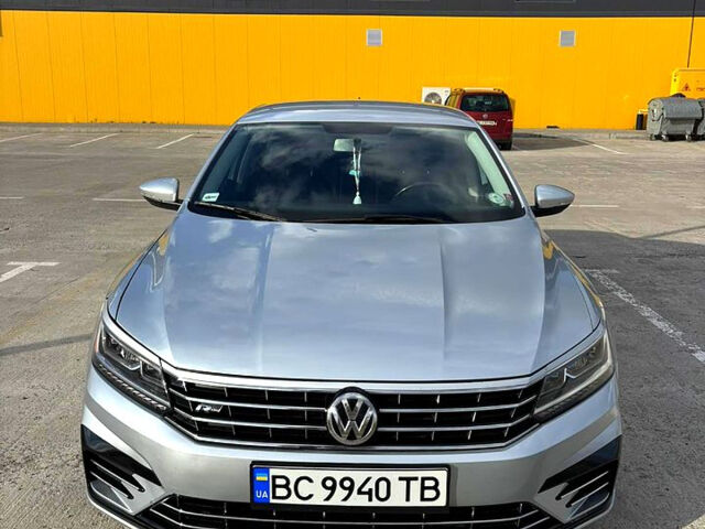 Серый Фольксваген Пассат, объемом двигателя 1.8 л и пробегом 0 тыс. км за 12000 $, фото 1 на Automoto.ua